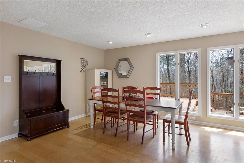 8117 Hunting Cog Road Oak Ridge, NC 27310 - Photo 10 of 30