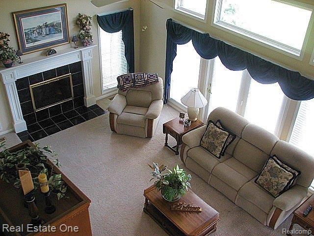 1718 Fox Run Rochester, MI 48306 - Photo 3 of 15 3 Great Room