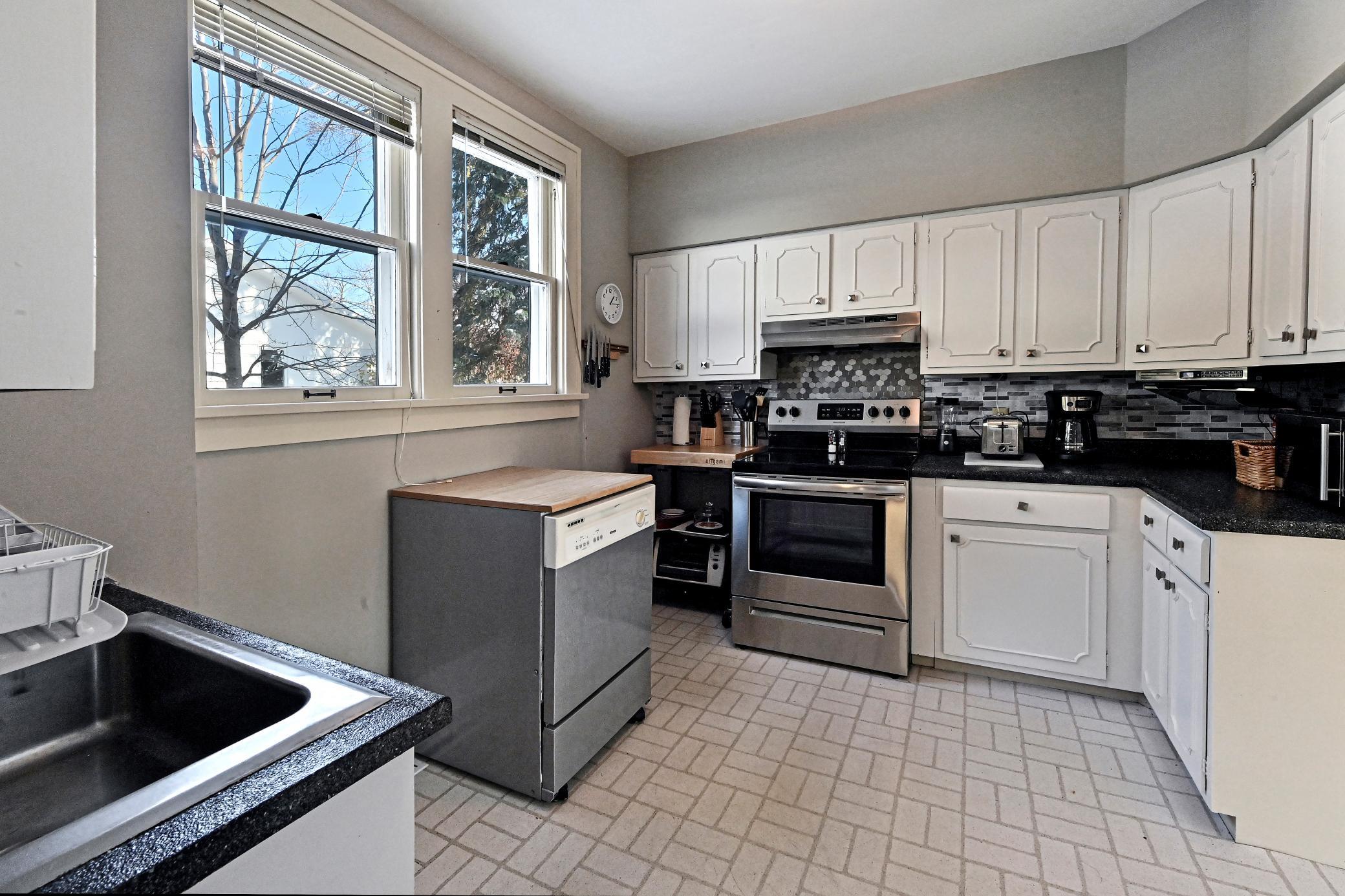 2868 Northview Road Minnetonka Beach, MN 55391 - Photo 8 of 26 Gallery Image 8