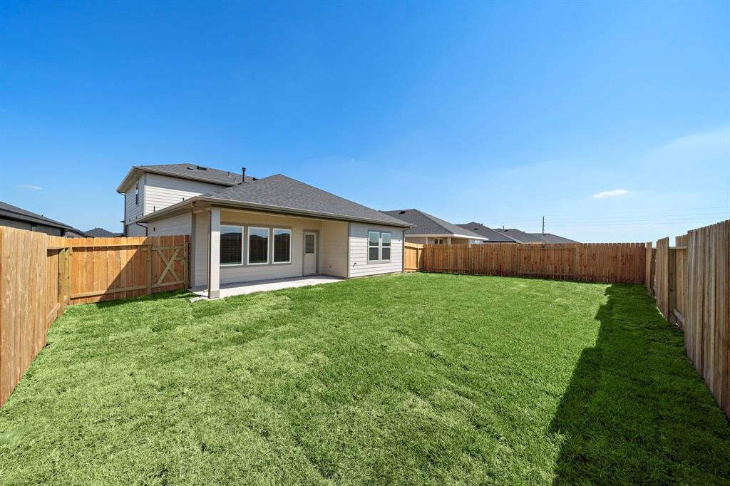 31123 Brightwell Bend Fulshear, TX 77441 - Photo 21 of 23