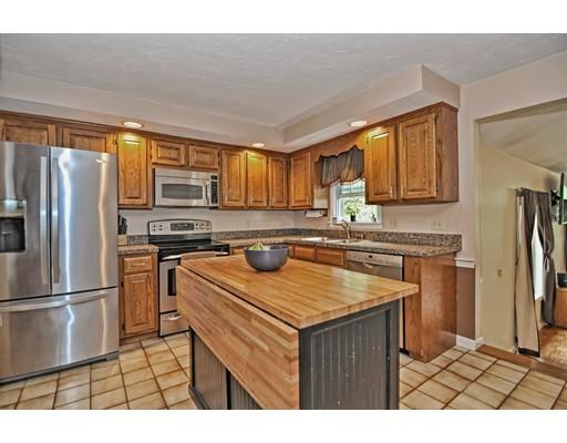 31 Carroll Road Grafton, MA 01536 - Photo 7 of 30 Gallery Image 7