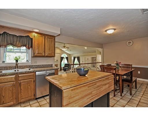 31 Carroll Road Grafton, MA 01536 - Photo 8 of 30 Gallery Image 8