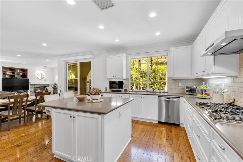 27 Ardennes Drive Ladera Ranch, CA 92694 - Photo 6 of 62