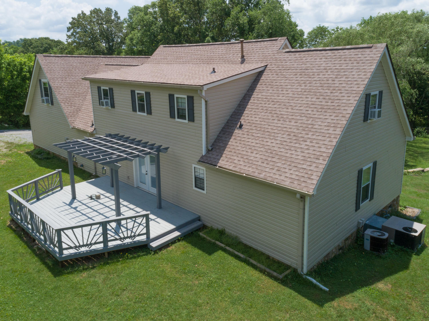127 Chastain Reed Lane Spring City, TN 37381 - Photo 3 of 32 127_Chastain_Reed_Ln_03