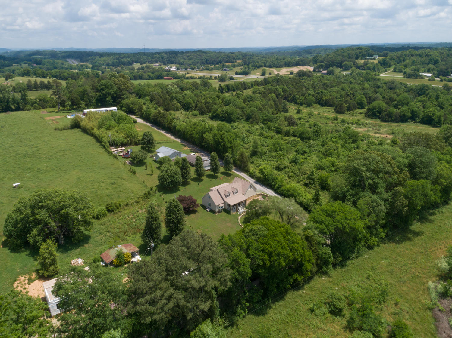 127 Chastain Reed Lane Spring City, TN 37381 - Photo 27 of 32 127_Chastain_Reed_Ln_06