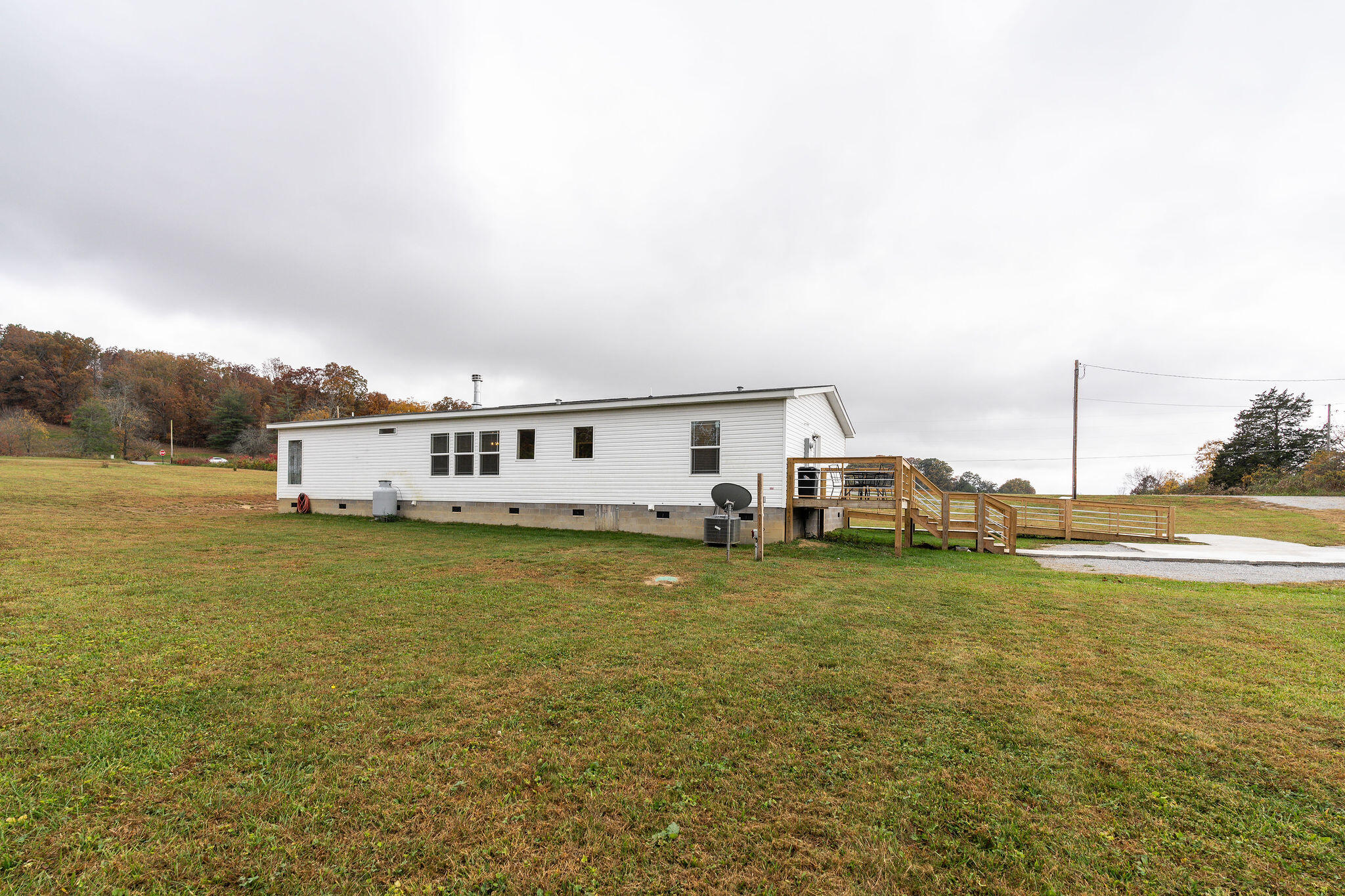 673 Aaron Davis Lane Speedwell, TN 37870 - Photo 36 of 41 37