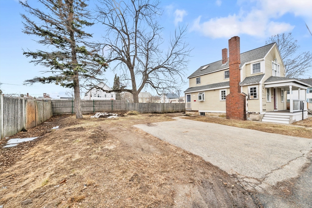 10 Cottage Avenue Danvers, MA 01923 - Photo 3 of 21