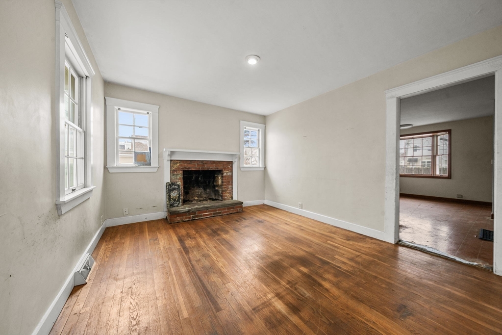 10 Cottage Avenue Danvers, MA 01923 - Photo 7 of 21