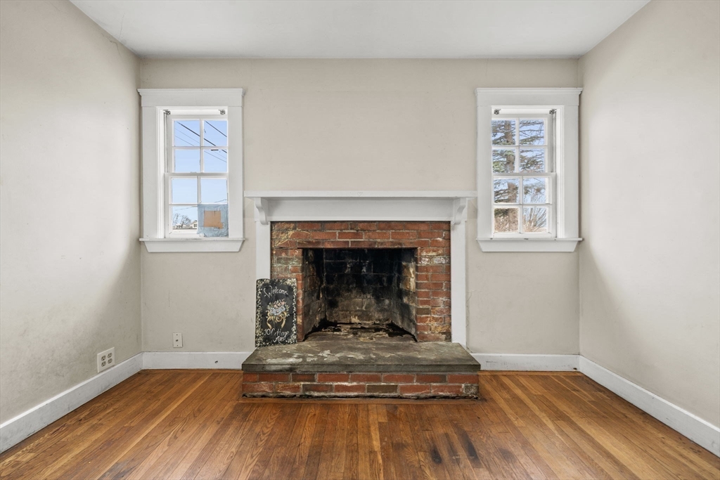 10 Cottage Avenue Danvers, MA 01923 - Photo 9 of 21