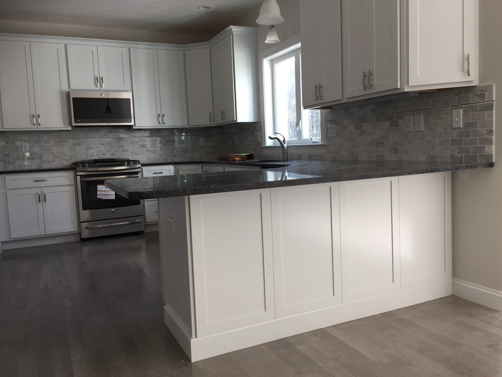 392 Hilltop Road Lancaster, MA 01523 - Photo 8 of 17 Gallery Image 8