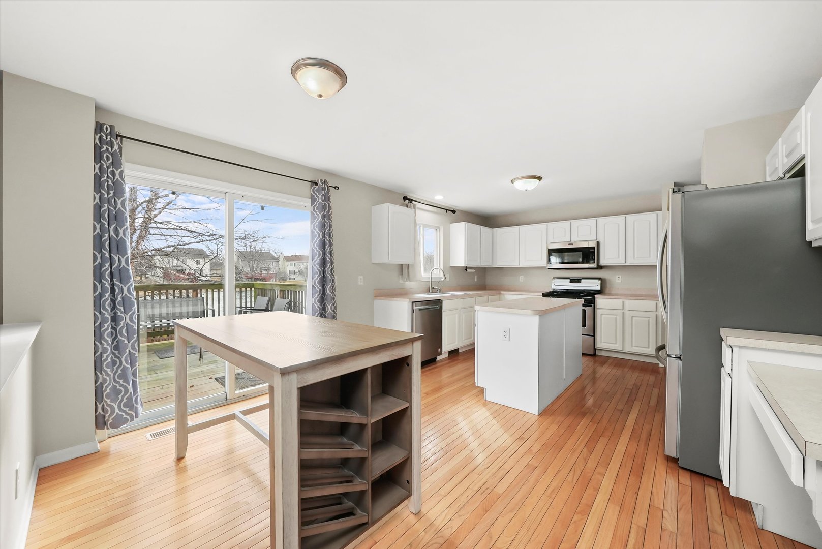 365 Wedgewood Circle Romeoville, IL 60446 - Photo 7 of 41 Gallery Image 7