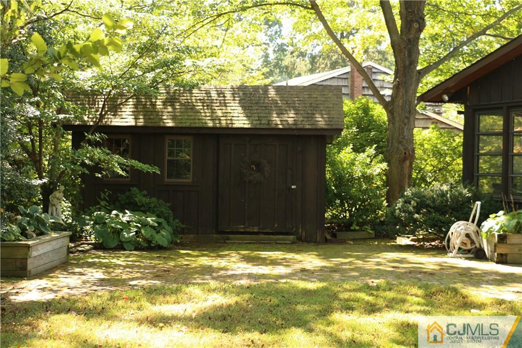 11 Watchung Road East Brunswick, NJ 08816 - Photo 16 of 20 Gallery Image 16