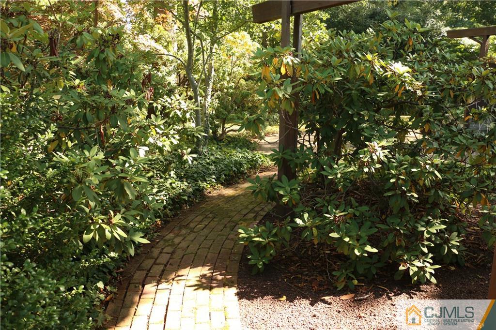 11 Watchung Road East Brunswick, NJ 08816 - Photo 18 of 20 Gallery Image 18