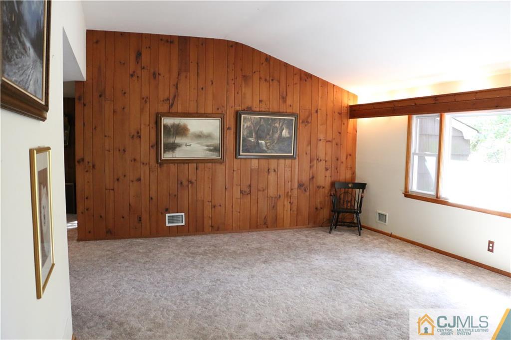 11 Watchung Road East Brunswick, NJ 08816 - Photo 6 of 20 Gallery Image 6