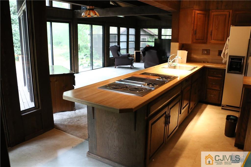 11 Watchung Road East Brunswick, NJ 08816 - Photo 8 of 20 Gallery Image 8