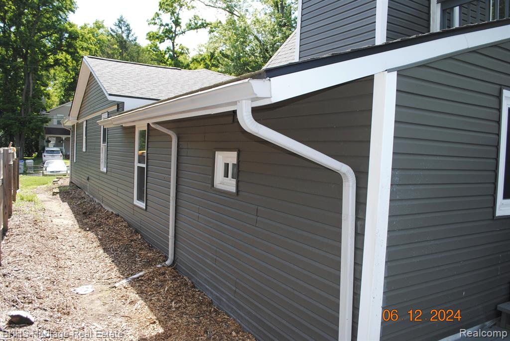 1620 Clark Lake Road Brighton, MI 48114 - Photo 19 of 23