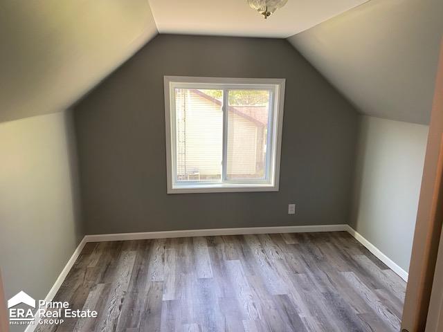 2346 Covert Road Burton, MI 48509 - Photo 14 of 18 50041591-13.JPG