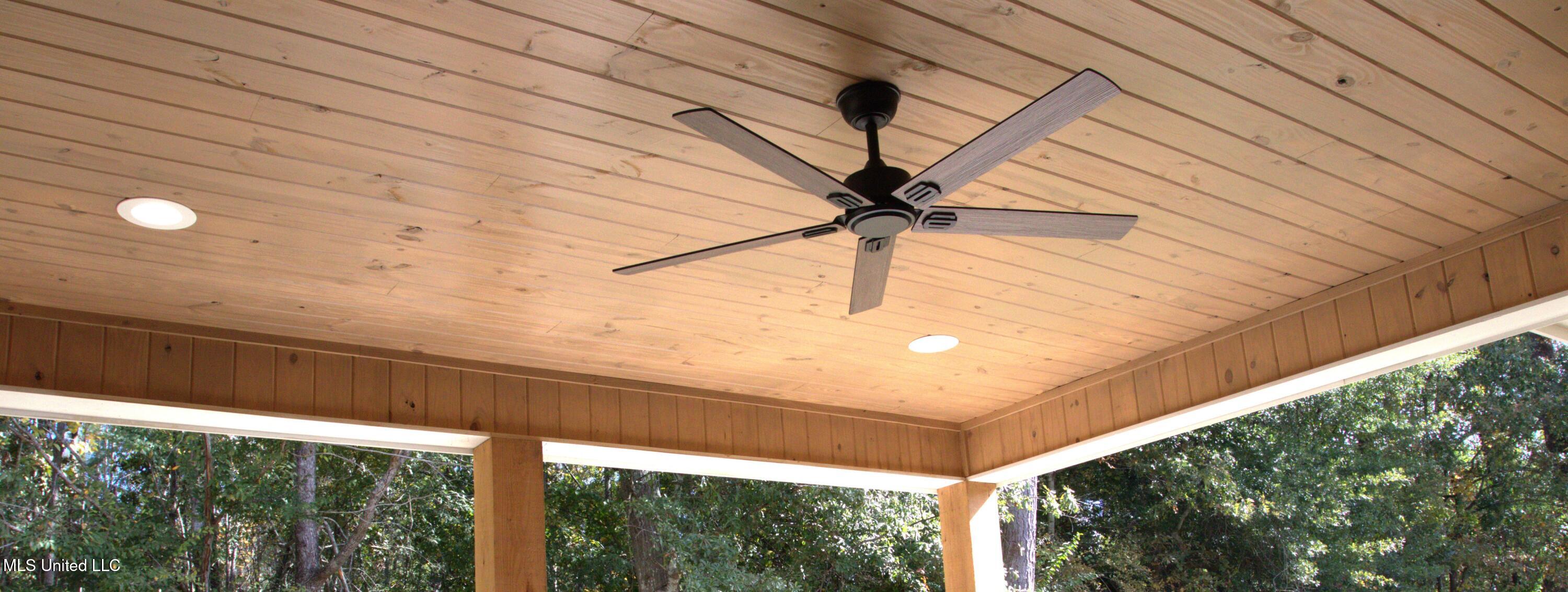 572 Turtle Lane Brandon, MS 39047 - Photo 35 of 42 patio