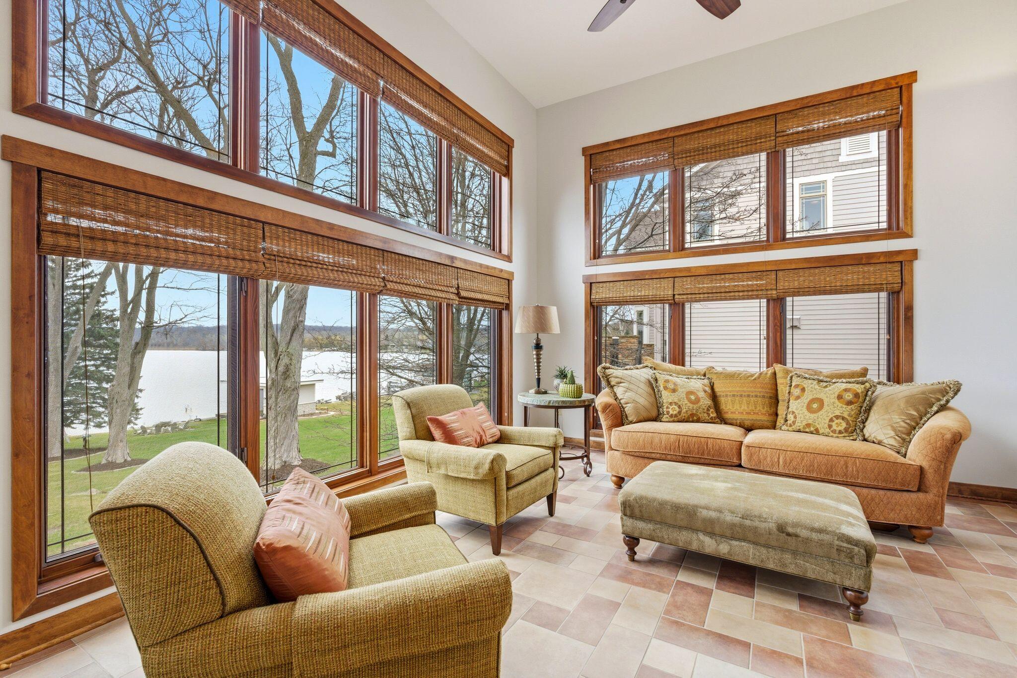 N26W30183 Maple Avenue Delafield, WI 53072 - Photo 24 of 39 N26W30183 Maple Ave Pewaukee - HDR-27