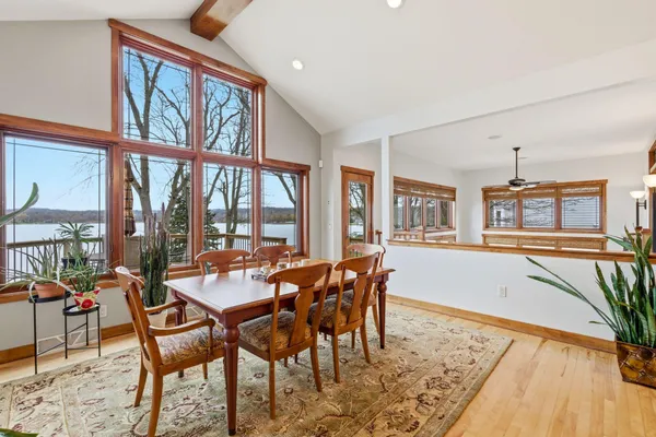 $2,750,000 | N26W30183 Maple Avenue, Delafield, WI 53072