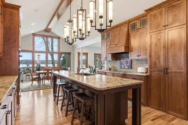 $2,750,000 | N26W30183 Maple Avenue, Delafield, WI 53072