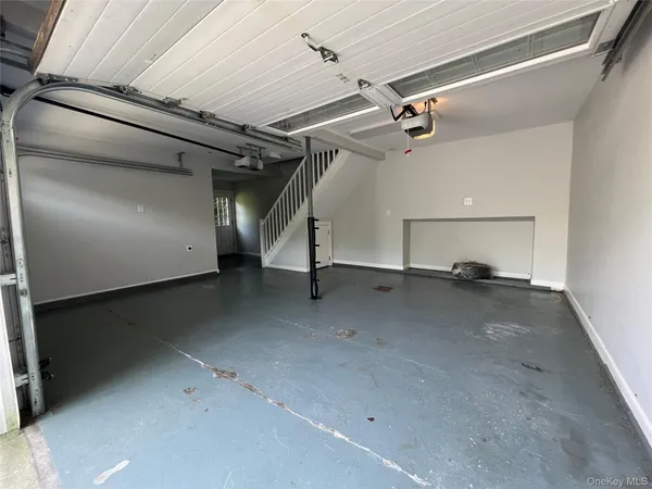 $9,800 | 36 Midland Street, Huntington, NY 11743