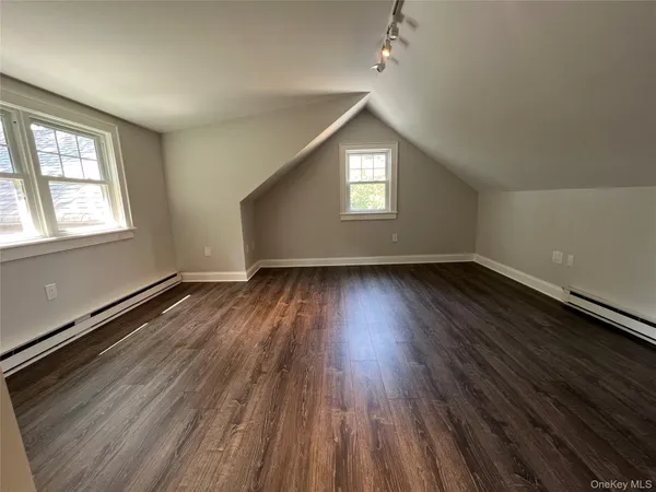 $9,800 | 36 Midland Street, Huntington, NY 11743