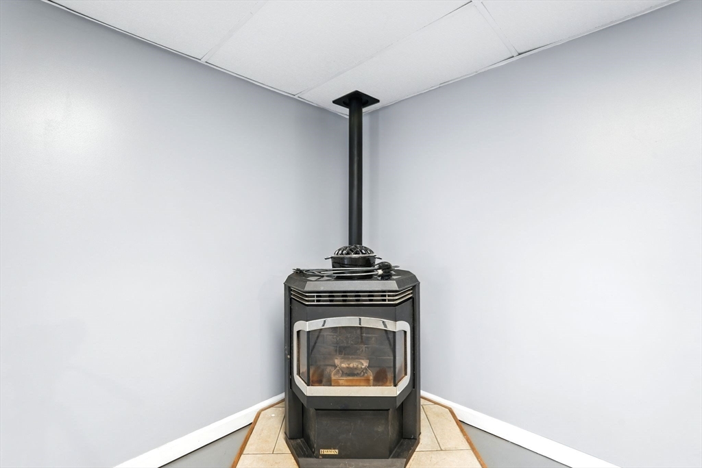 37 Gourley Road Springfield, MA 01129 - Photo 32 of 41 a view of a hallway with a stove