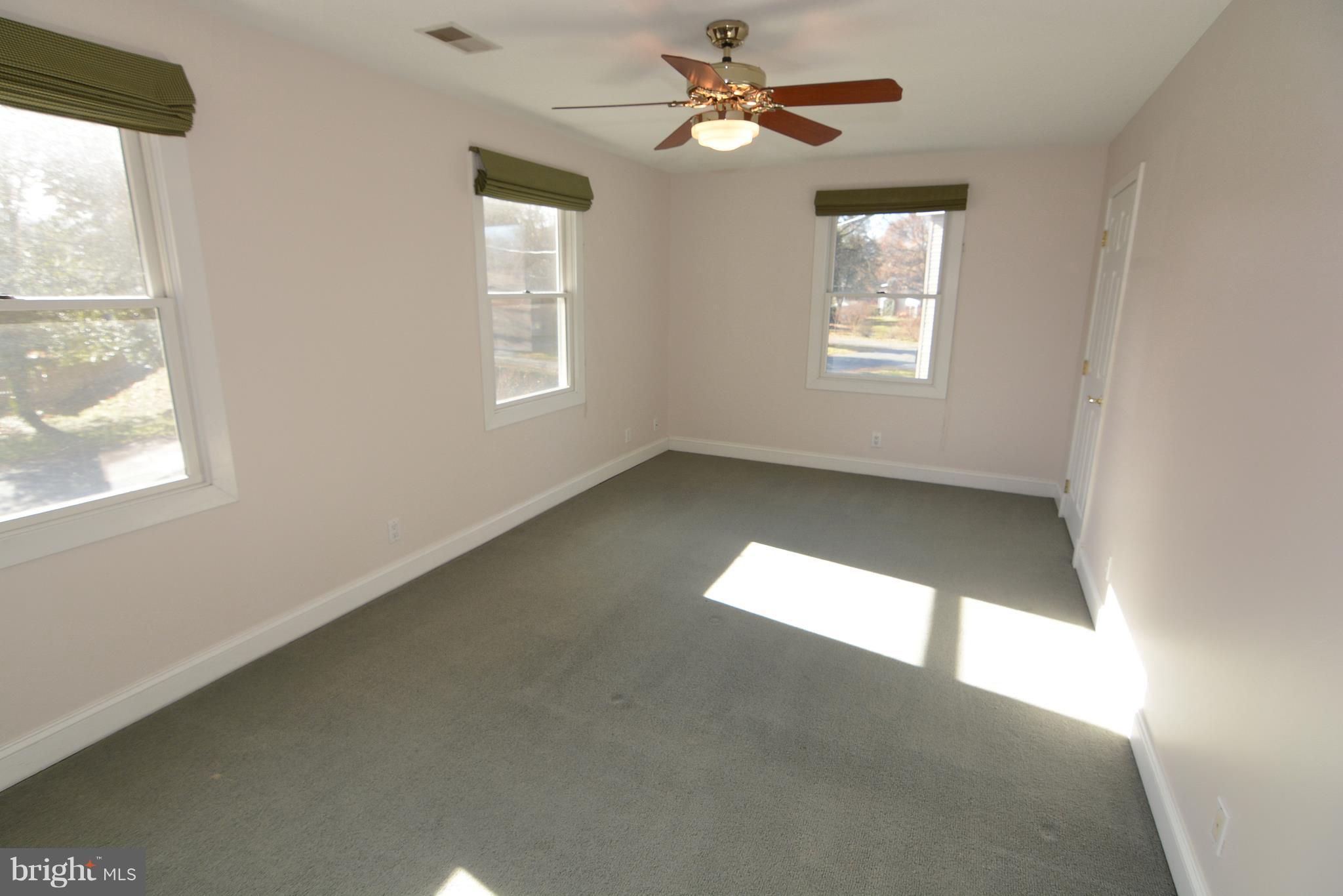 328 Community Road Severna Park, MD 21146 - Photo 19 of 29 Bedroom