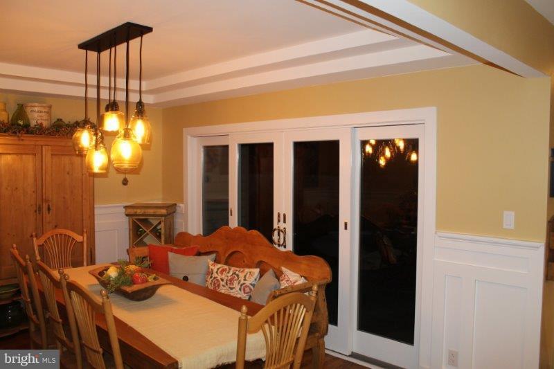 328 Community Road Severna Park, MD 21146 - Photo 8 of 29 Dining Room