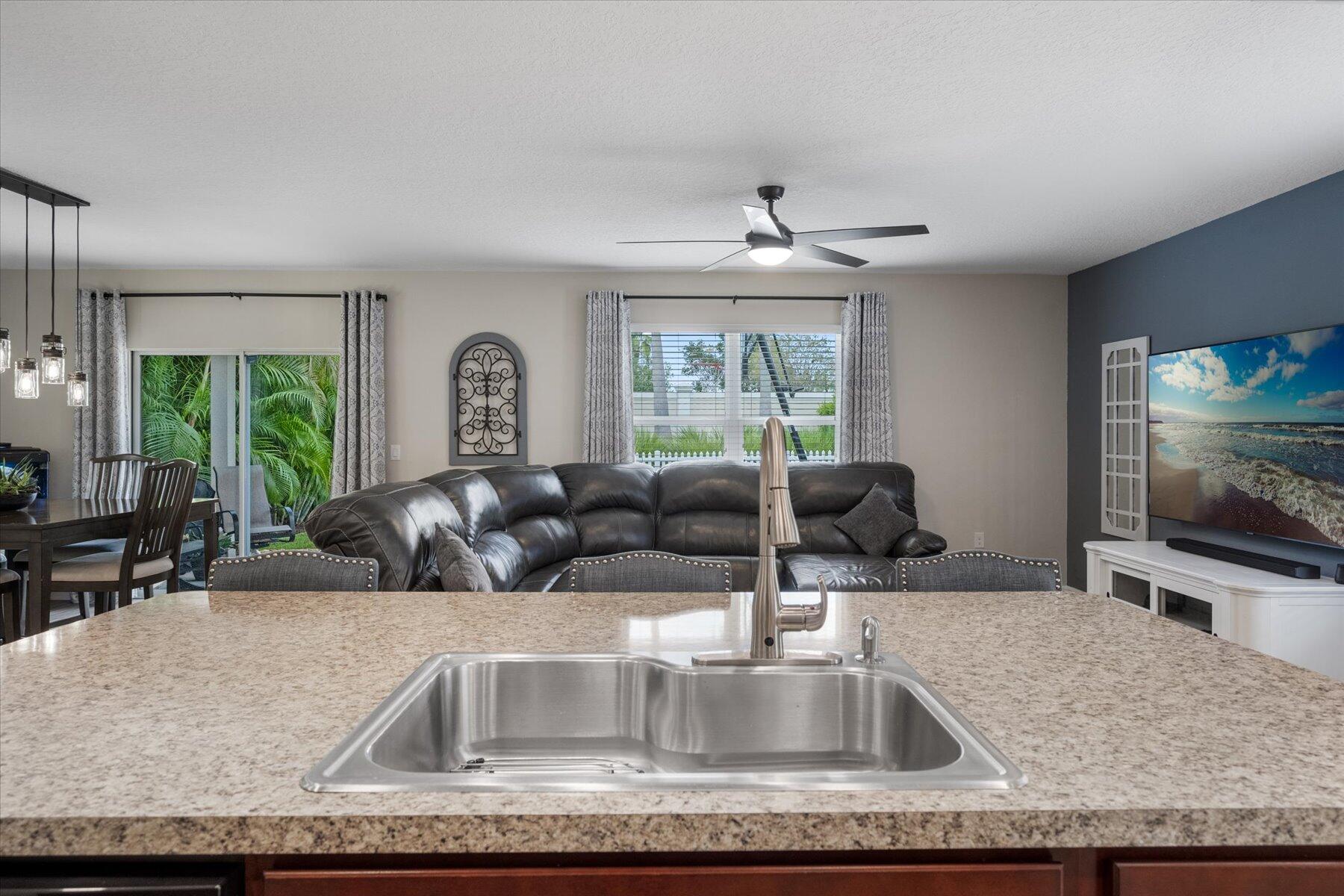 11368 Southwest Patterson Street Port St. Lucie, FL 34987 - Photo 15 of 48 15-DSC_6626