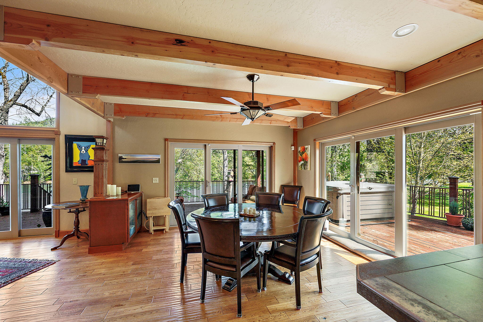 343 Rene Drive Shady Cove, OR 97539 - Photo 22 of 152 Dining Room