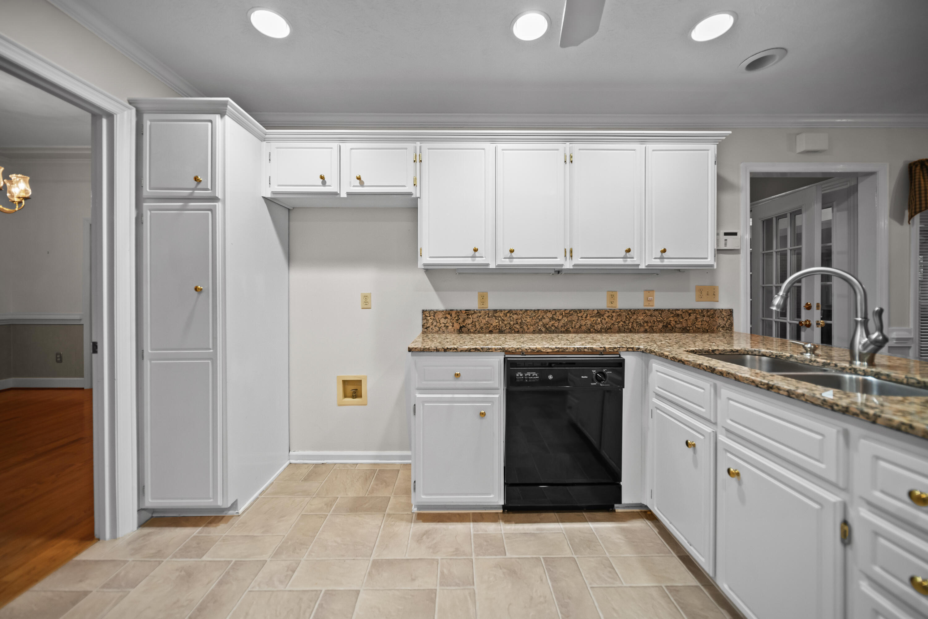 175 Aberdeen Drive Southwest Aiken, SC 29803 - Photo 10 of 35 DSC02011