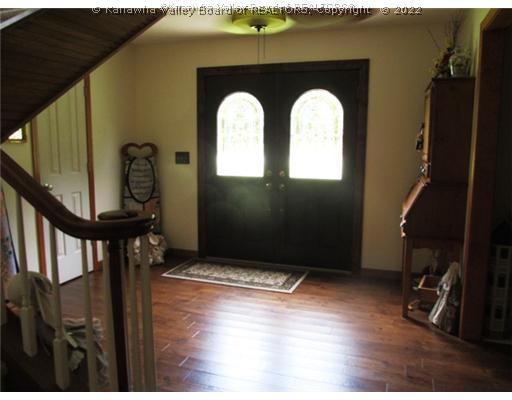 4450 Winfield Road Winfield, WV 25213 - Photo 2 of 16 Living Room.