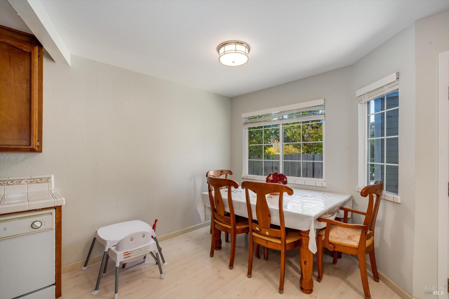 1506 Townview Avenue Santa Rosa, CA 95405 - Photo 23 of 47