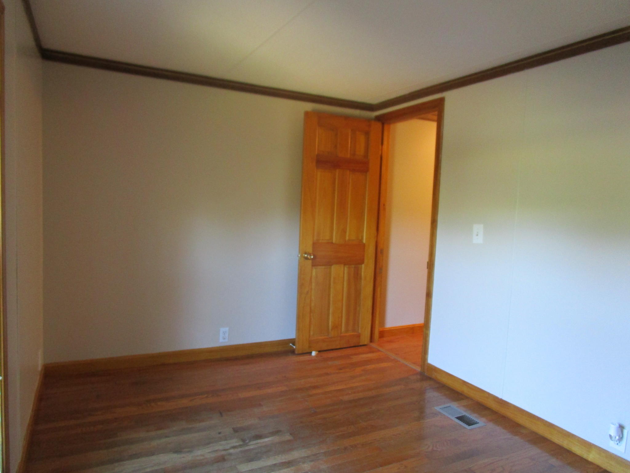 179 Ellingwood Road Paris, ME 04281 - Photo 15 of 19 bl9