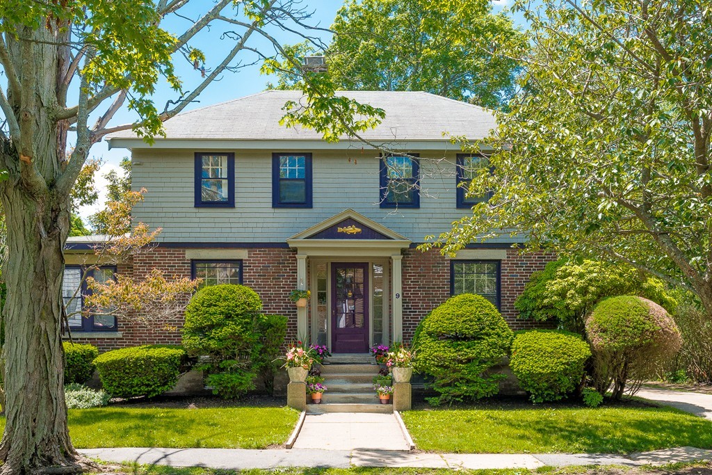 9 Bubier Road Marblehead, MA 01945 - Photo 1 of 15 Gallery Image 1