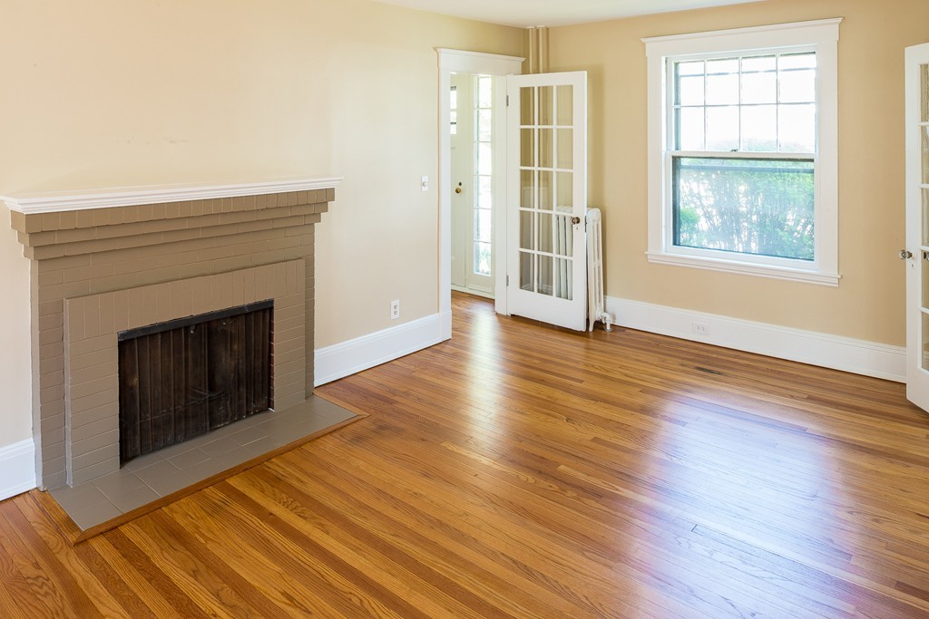 9 Bubier Road Marblehead, MA 01945 - Photo 8 of 15 Gallery Image 8