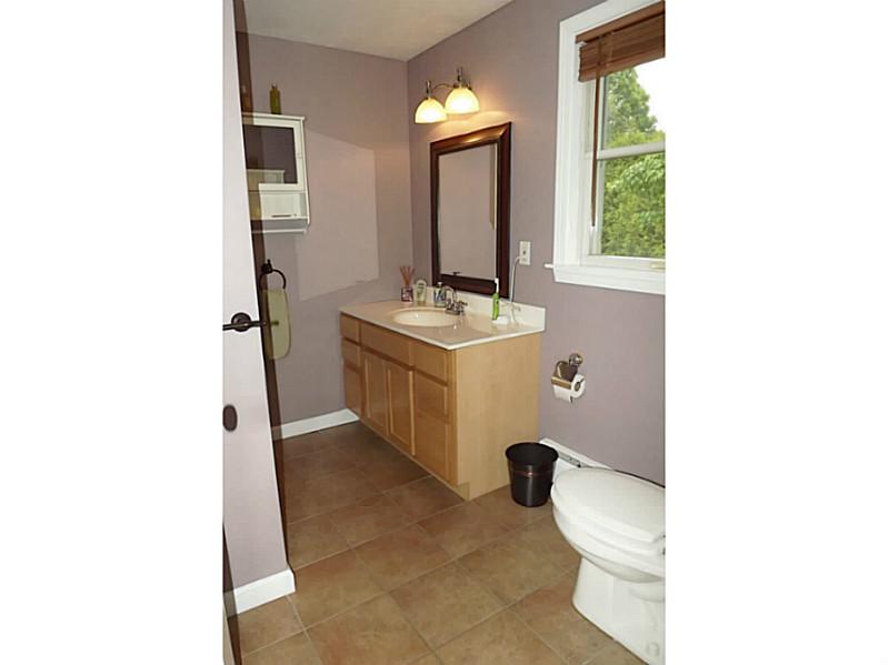 127 Skunk Hill Road Hopkinton, RI 02832 - Photo 13 of 25 Master Bath/Spa.