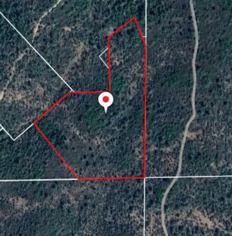 a view of a house and a street view