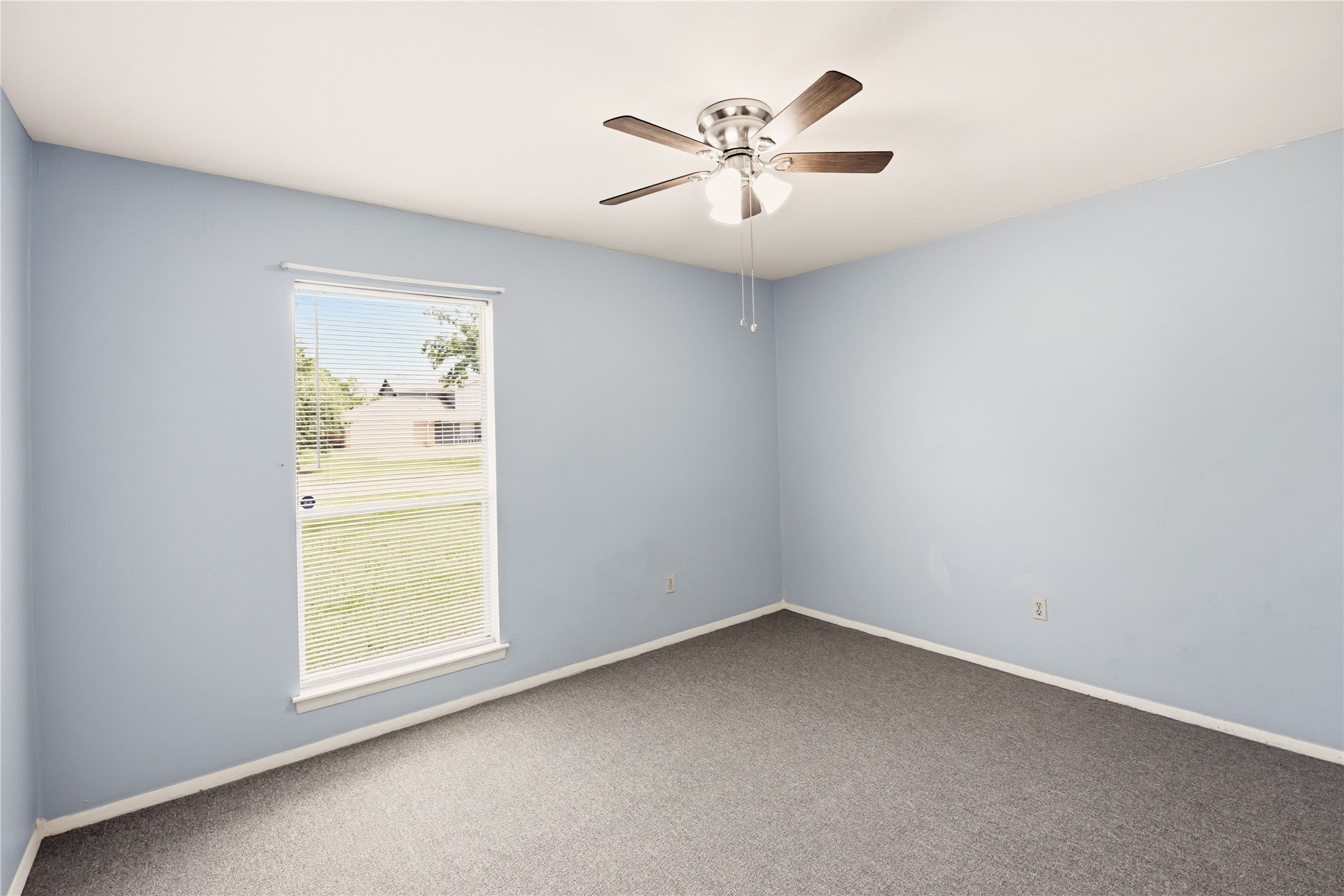 2907 West Greens Road Houston, TX 77067 - Photo 20 of 29 Bedroom 2