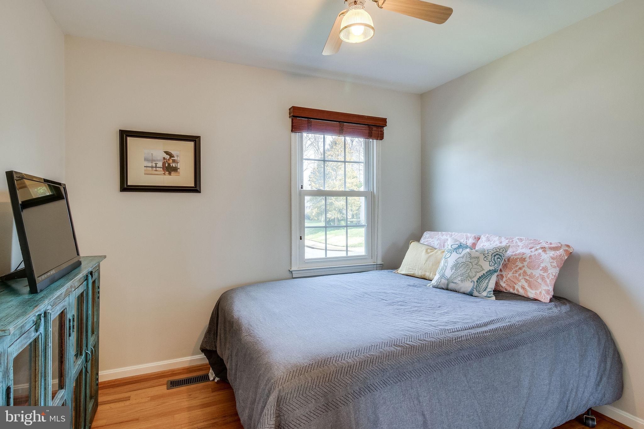 9303 Winbourne Road Burke, VA 22015 - Photo 47 of 80 Bedroom 4