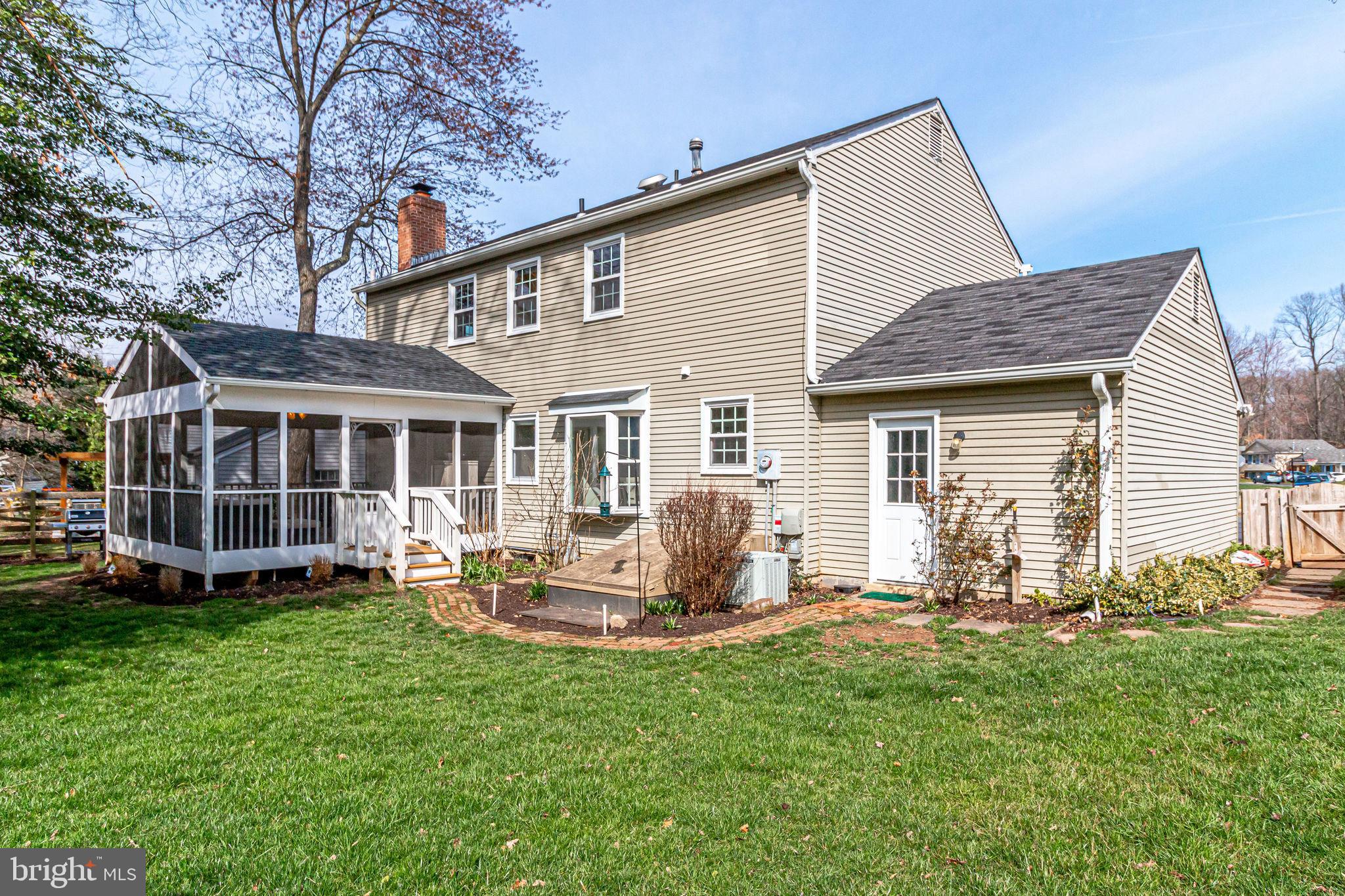 9303 Winbourne Road Burke, VA 22015 - Photo 65 of 80 Perfect yard for barbecues