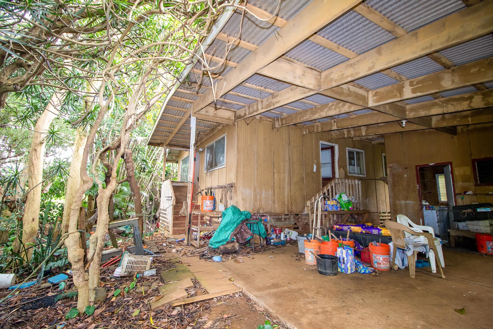 77 Peahi Road Haiku, HI 96708 - Photo 9 of 47 a view of storage and utility room