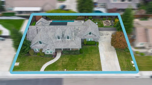 view of building with yard