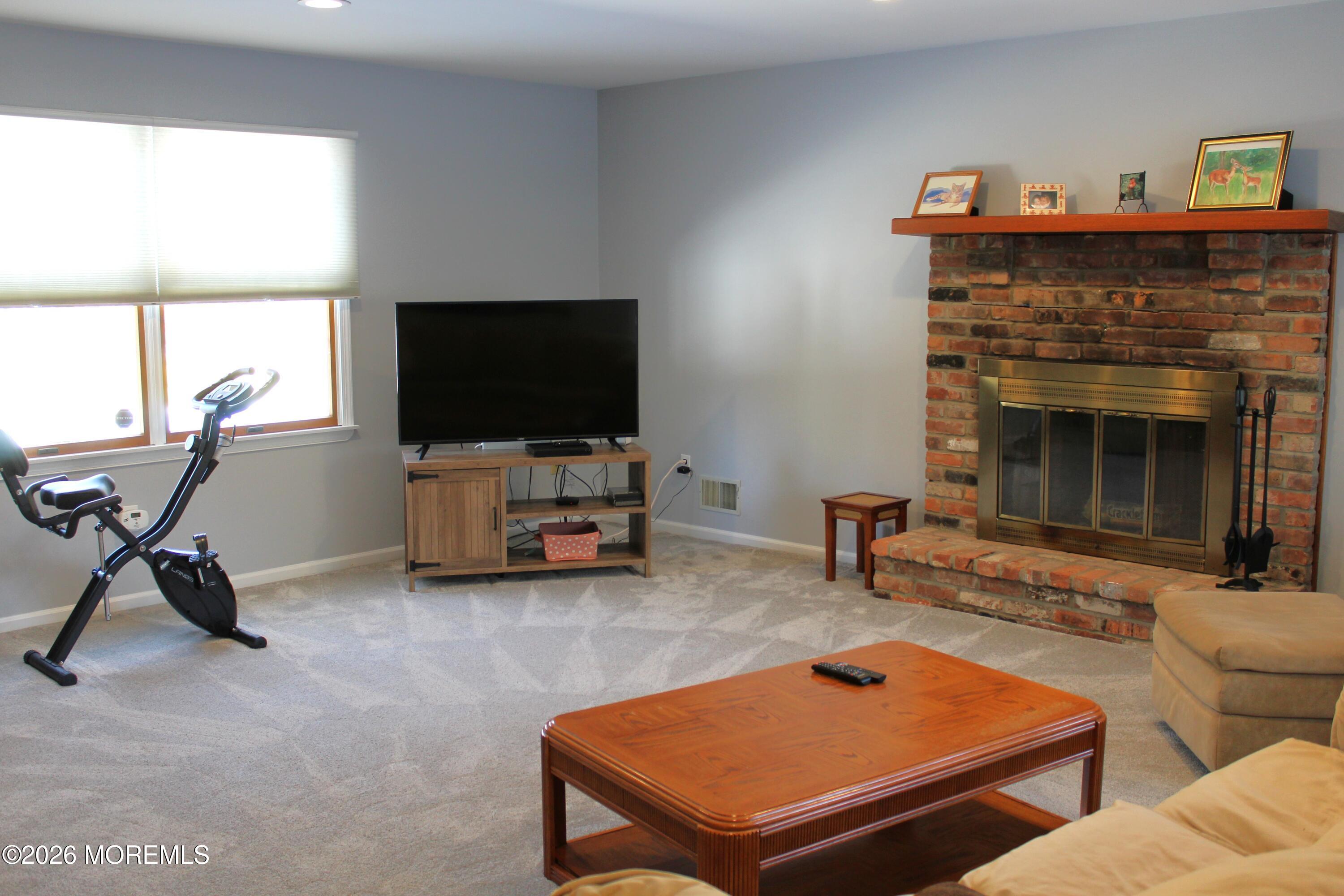 435 Frank Applegate Road Jackson, NJ 08527 - Photo 1 of 77 IMG_0202