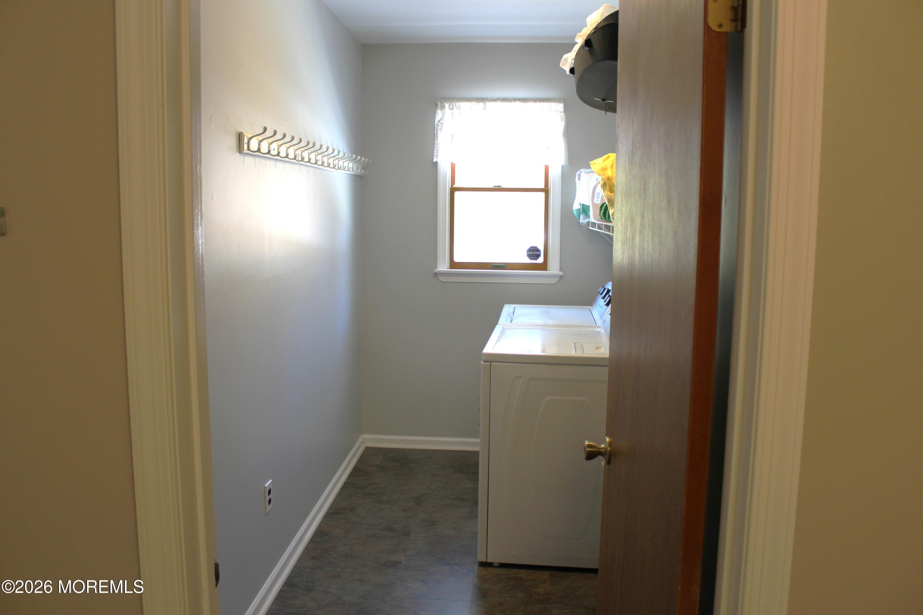 435 Frank Applegate Road Jackson, NJ 08527 - Photo 7 of 77 IMG_0215