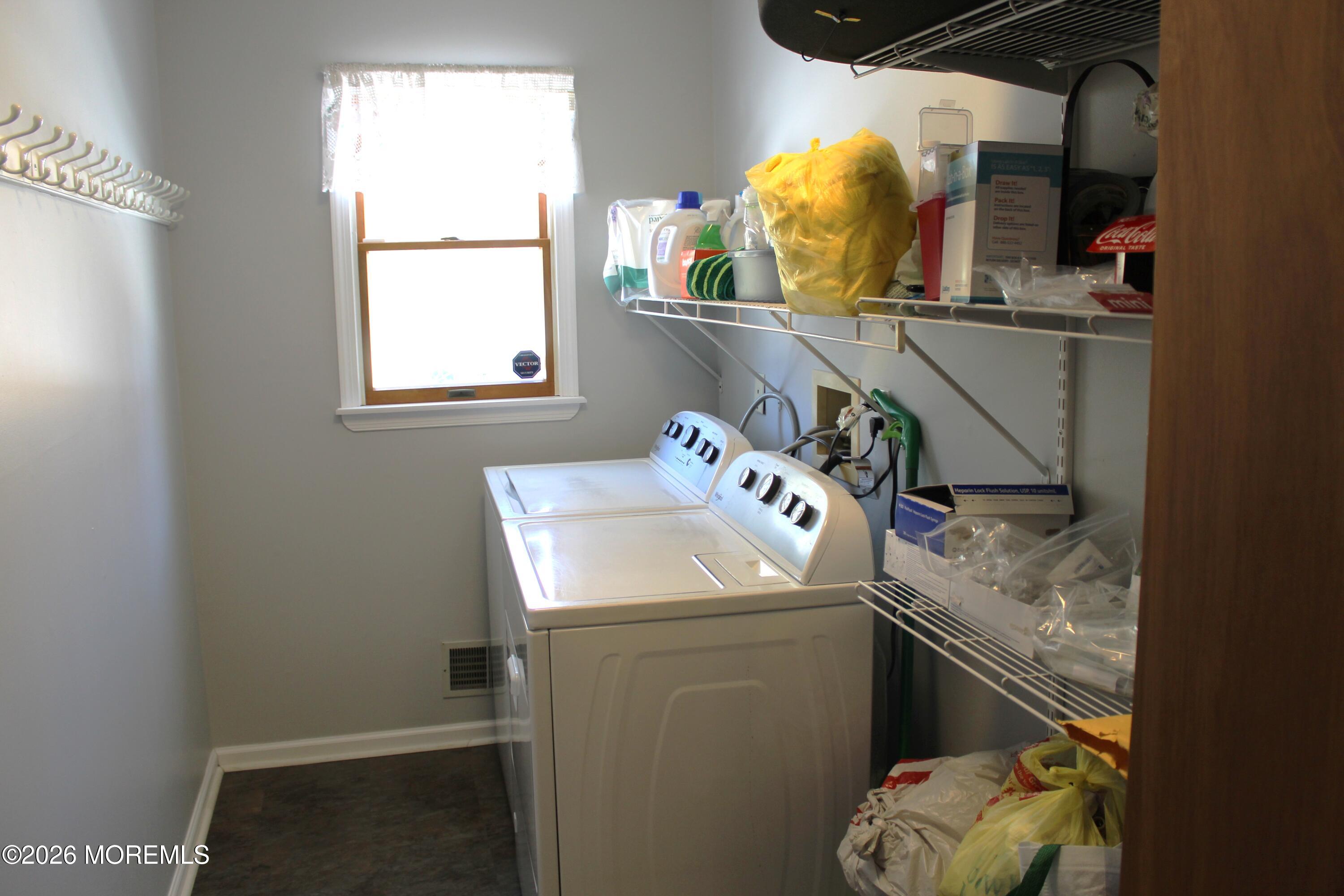 435 Frank Applegate Road Jackson, NJ 08527 - Photo 8 of 77 IMG_0216