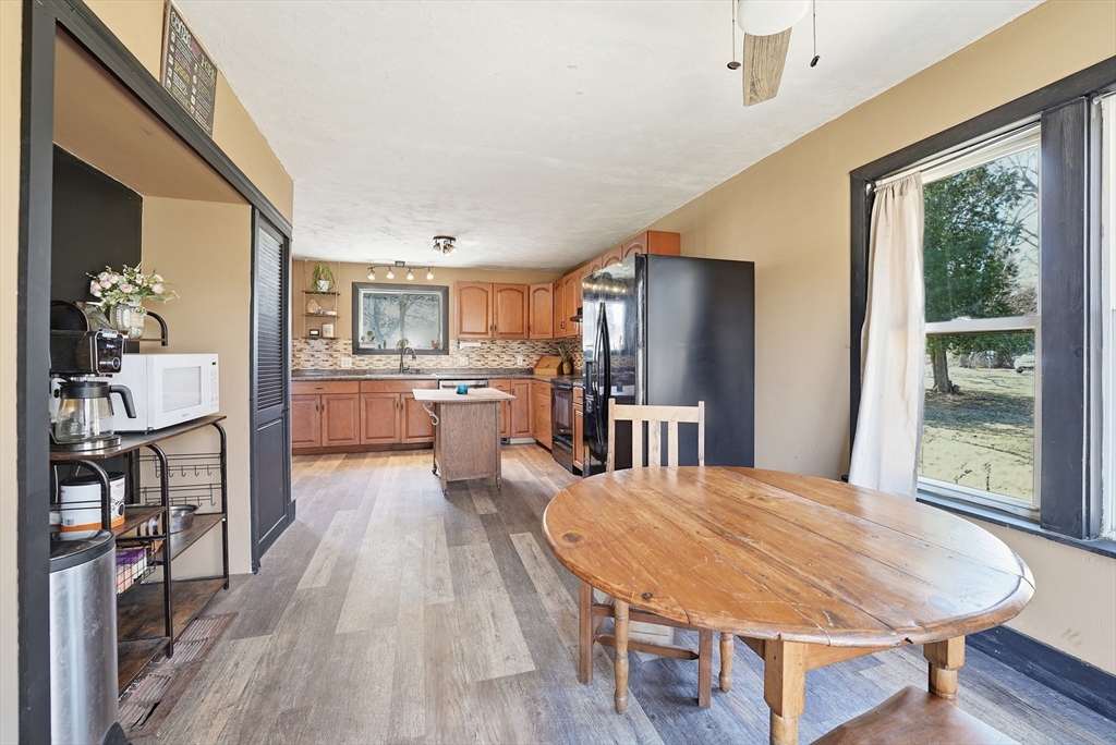 41 Russ Street Orange, MA 01364 - Photo 4 of 40