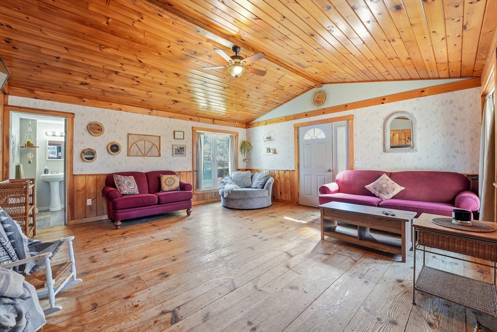 41 Russ Street Orange, MA 01364 - Photo 7 of 40